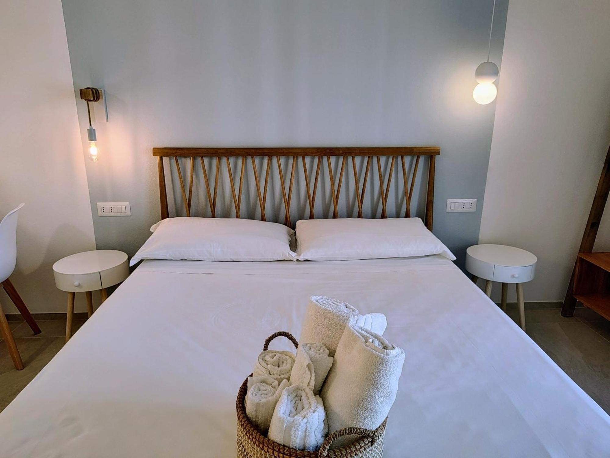 La Casa Di Vibi Hotel Cagliari Bagian luar foto