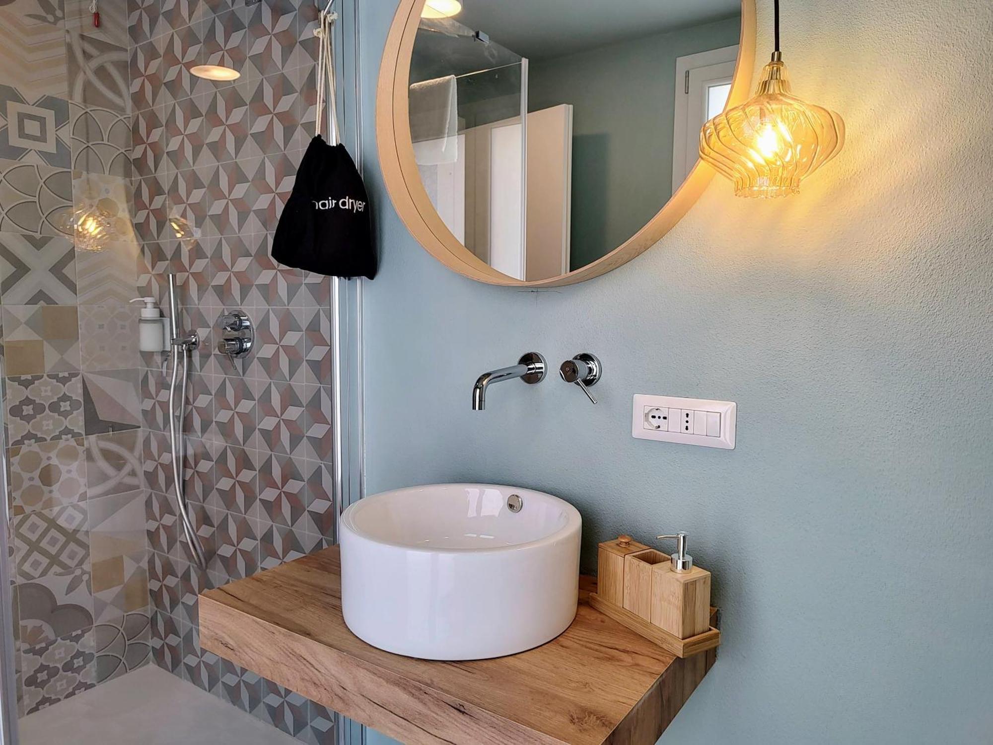 La Casa Di Vibi Hotel Cagliari Bagian luar foto